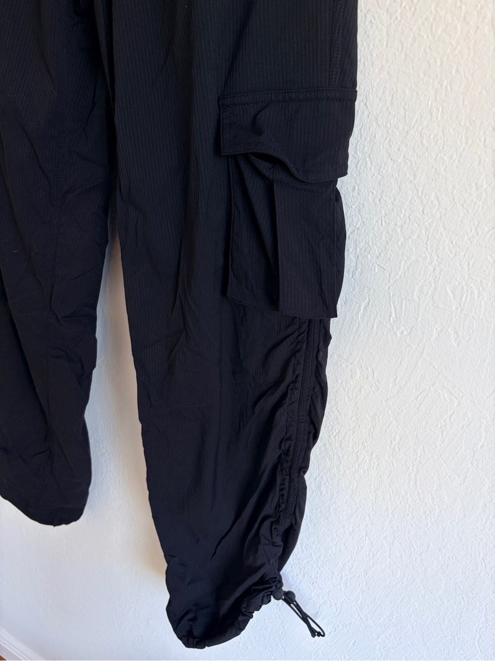 Lululemon Dance Studio Relaxed-Fit MR Cargo Pant BLK XS - Picture 5 of 5